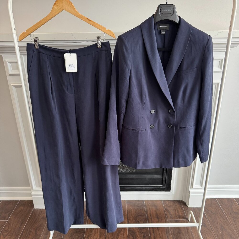 Something Navy Womens Full Suit Size 10